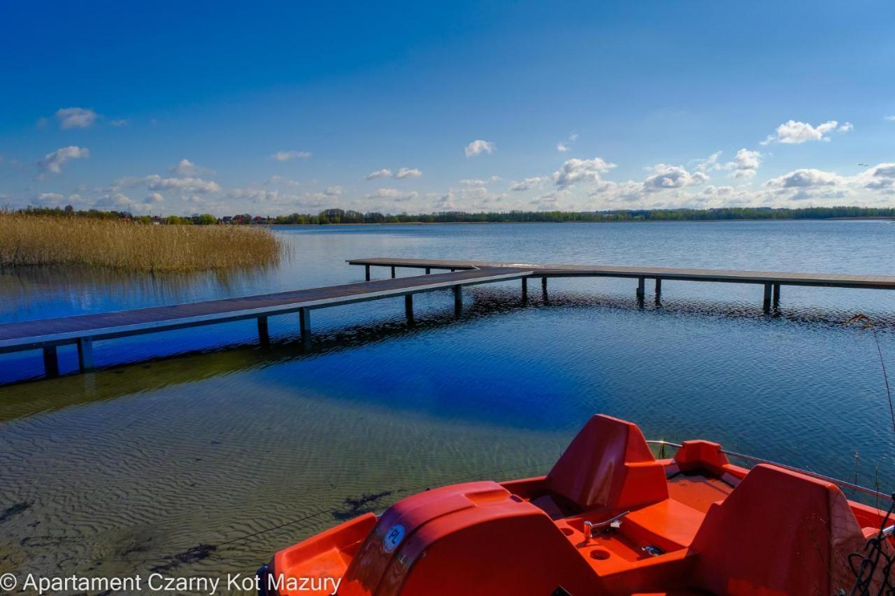 Malkinie Czarny Kot Mazury Dom Calorocznyヴィラ エクステリア 写真