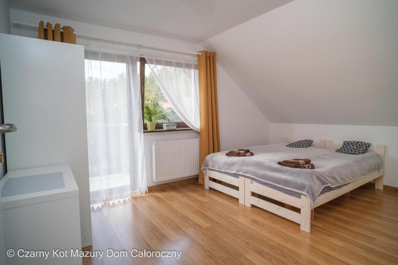 Malkinie Czarny Kot Mazury Dom Calorocznyヴィラ エクステリア 写真
