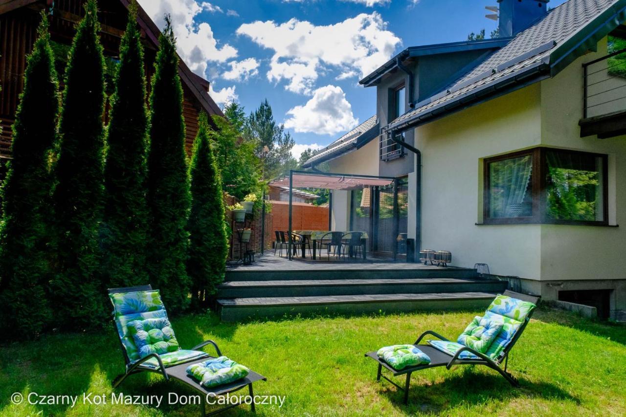 Malkinie Czarny Kot Mazury Dom Calorocznyヴィラ エクステリア 写真