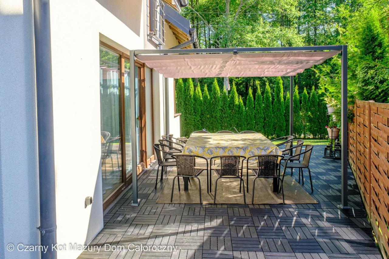 Malkinie Czarny Kot Mazury Dom Calorocznyヴィラ エクステリア 写真